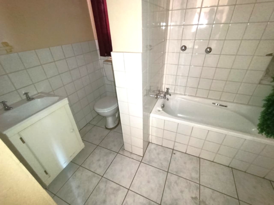 To Let commercial Property for Rent in Westdene Free State